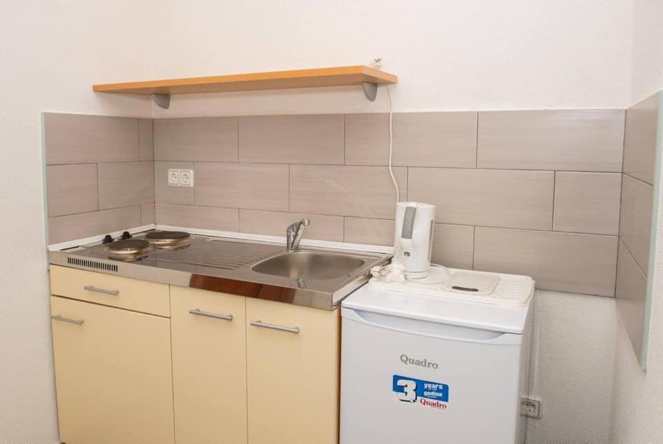Apartment Vodice - Lovric Exteriör bild
