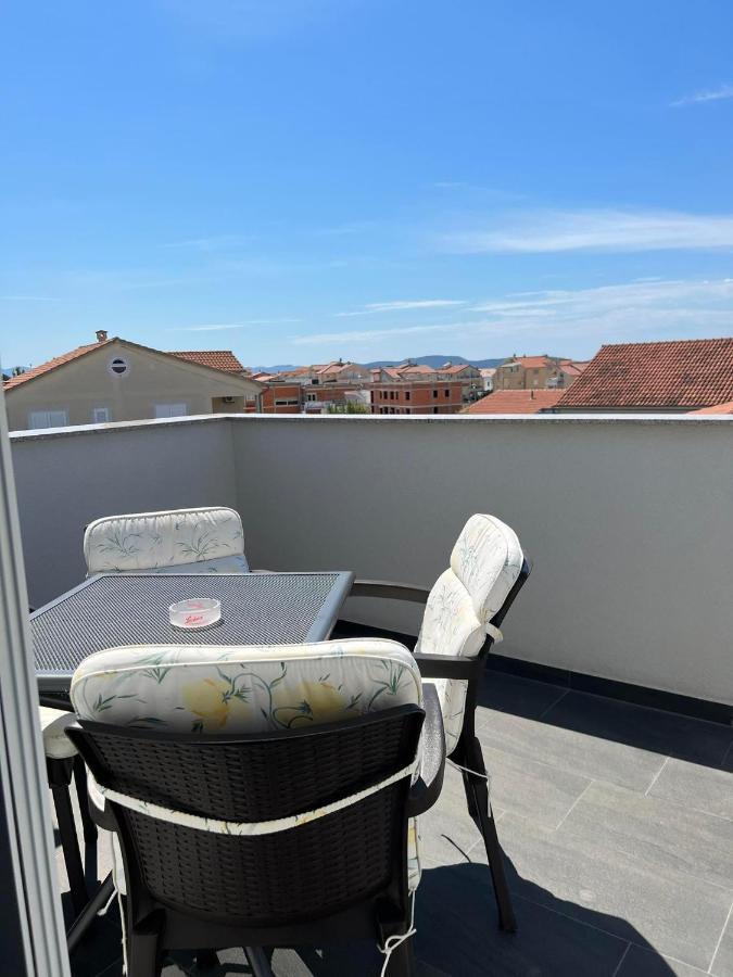 Apartment Vodice - Lovric Exteriör bild